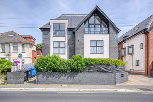 Front External- click for photo gallery